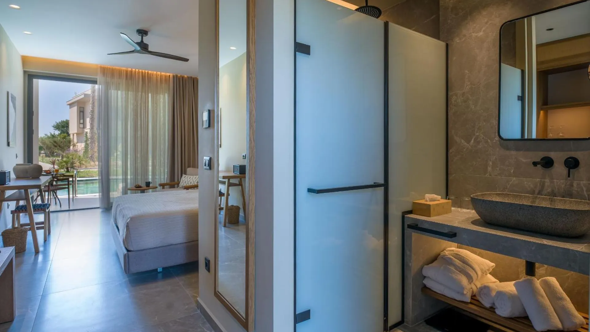 酒店 Portes Theros 尼坡帝